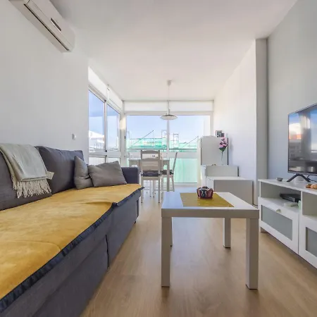 Zafiro By Interhome *